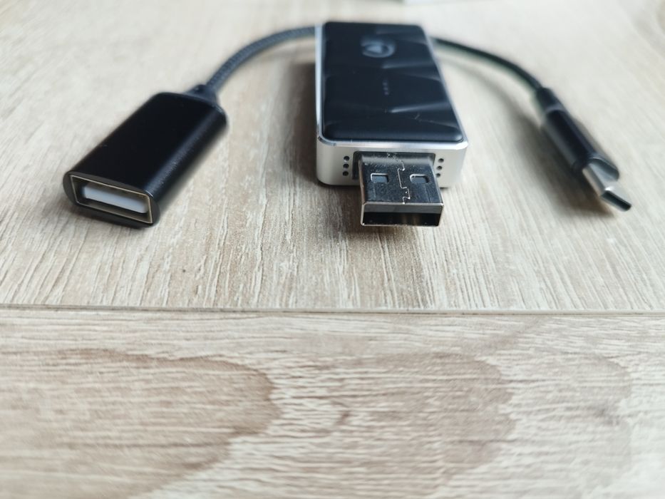 Adapter bezprzewodowy USB android do auta