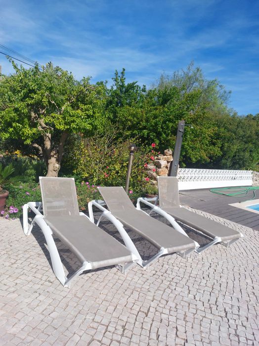 3 espreguiçadeiras Resol