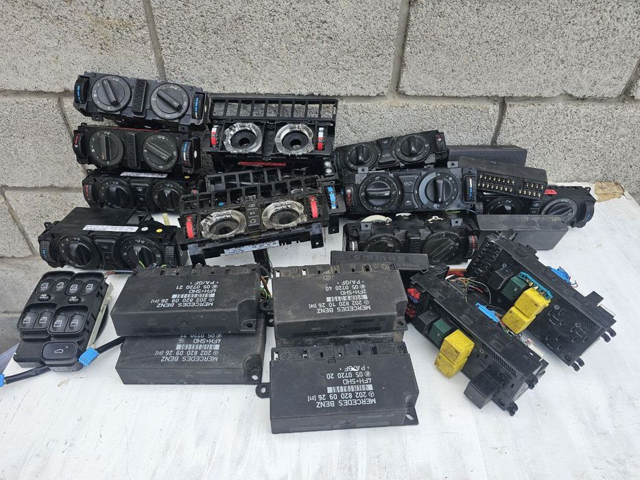 Розборка мерседес 190 124 210 211 212 Вінтілятор печки разборка