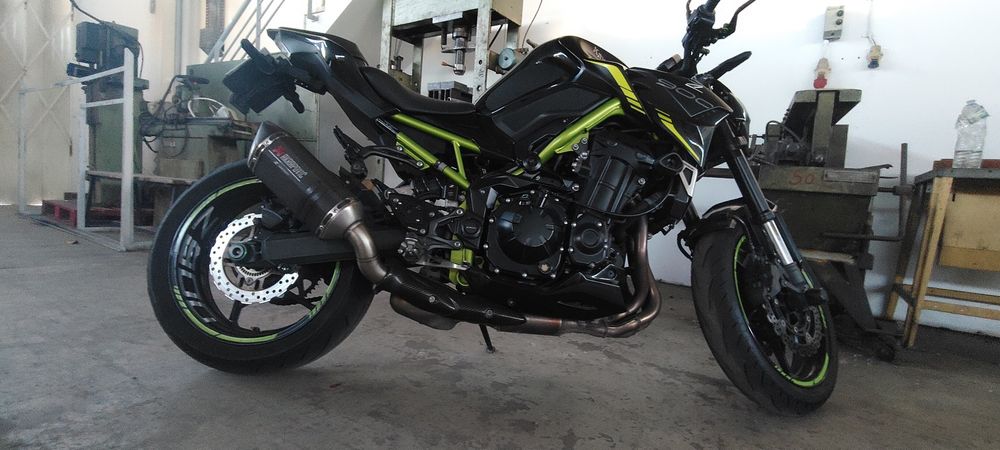 Kawasaki Z900 12/21