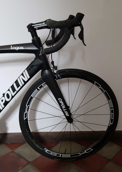 Rower szosowy Cipollini Logos.
