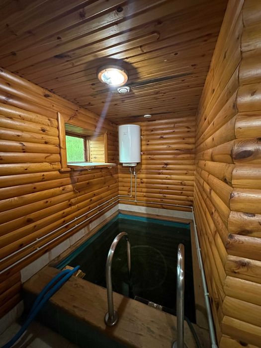 Будинок 180м, баня31м, 2 басейни,12соток, Переяслав, берег Дніпра, ліс