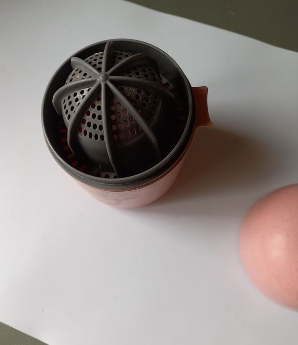 Wyciskarka do soków w kubku