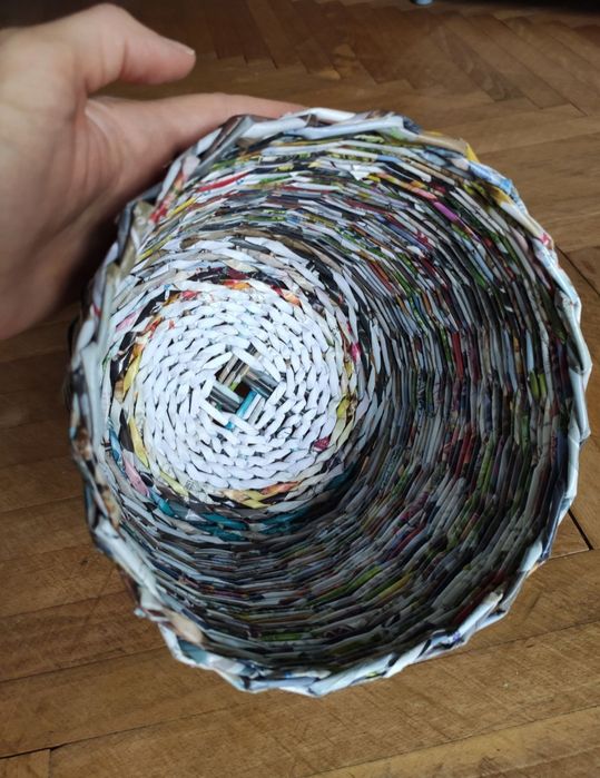 Papierowa wiklina, koszyk handmade, papierowa osłonka