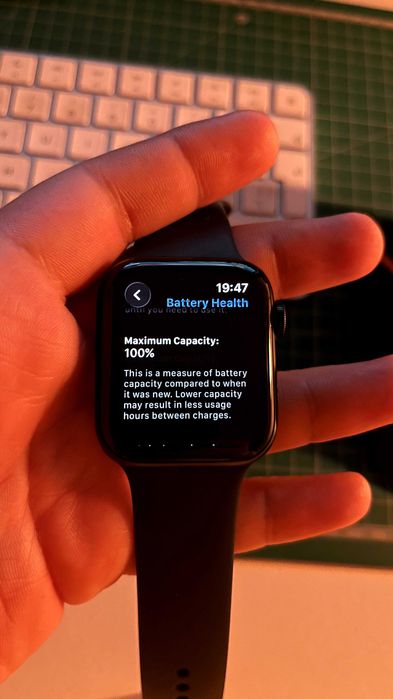 Apple Watch SE 2a Geração GPS 44mm bateria 100%