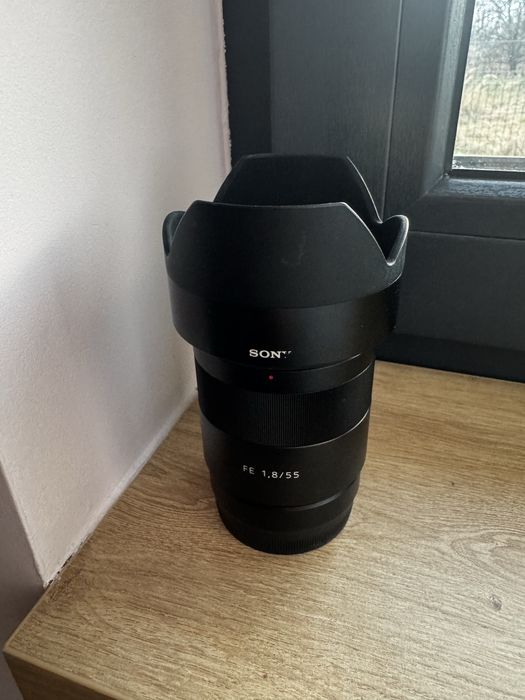 Obiektyw Sony fe 55mm 1.8 zeiss jak nowy