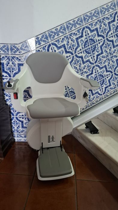 Elevador de escadas TKE levita