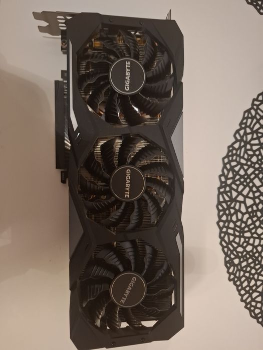 Karta graficzna GIGABYTE