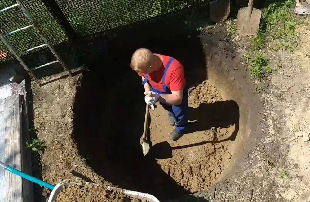Септик з бетонних кілець повний монтаж. 6,12,32 м3. Гідробетон