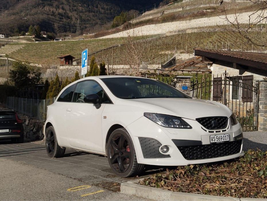 Seat Ibiza Cupra 1.4 TSI 2011 matrícula Suíça