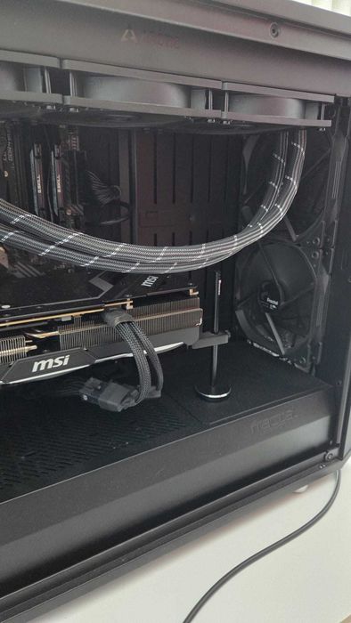 PC Gaming i9 11900F • 32GB RAM 4000MHz • Fonte 850W • MSI MAG Z490 Tomahawk • NVMe M.2 Samsung 960 EVO 256GB • AIO CPU Cooler •  Sem Gráfica