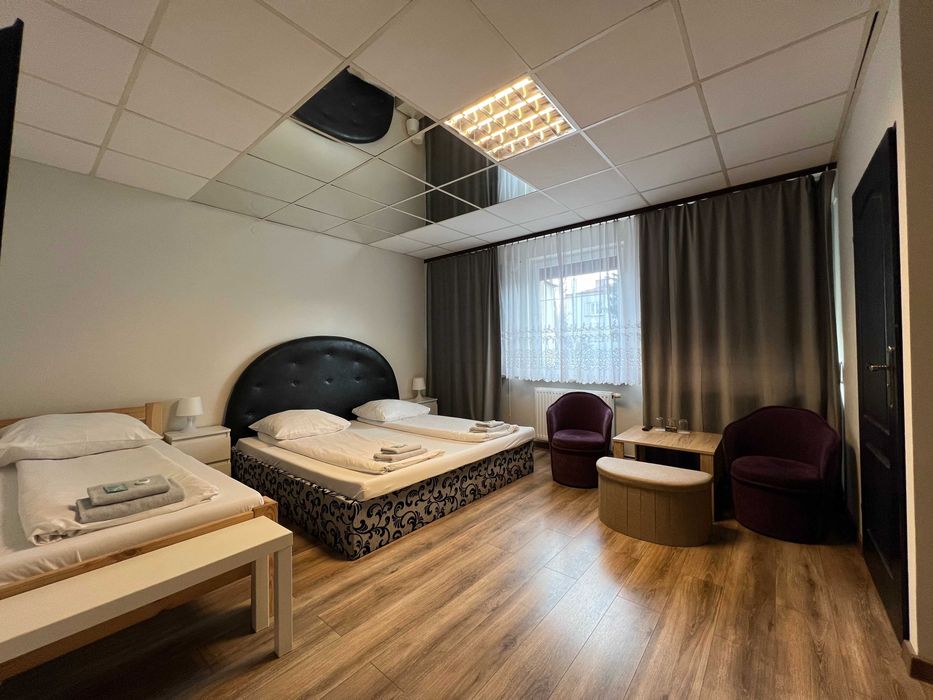 Hostel Etna Rzeszów Wyspiańskiego 18c .-2 Parkingi -