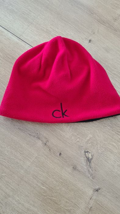 Czapka Calvin Klein. Wind Proof. Dwustronna. Czarna Czerwona