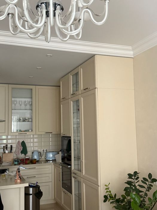 Оренда  Італііський квартал250м2,115000 грОболонь ,Вул.Калиновий ріг 22