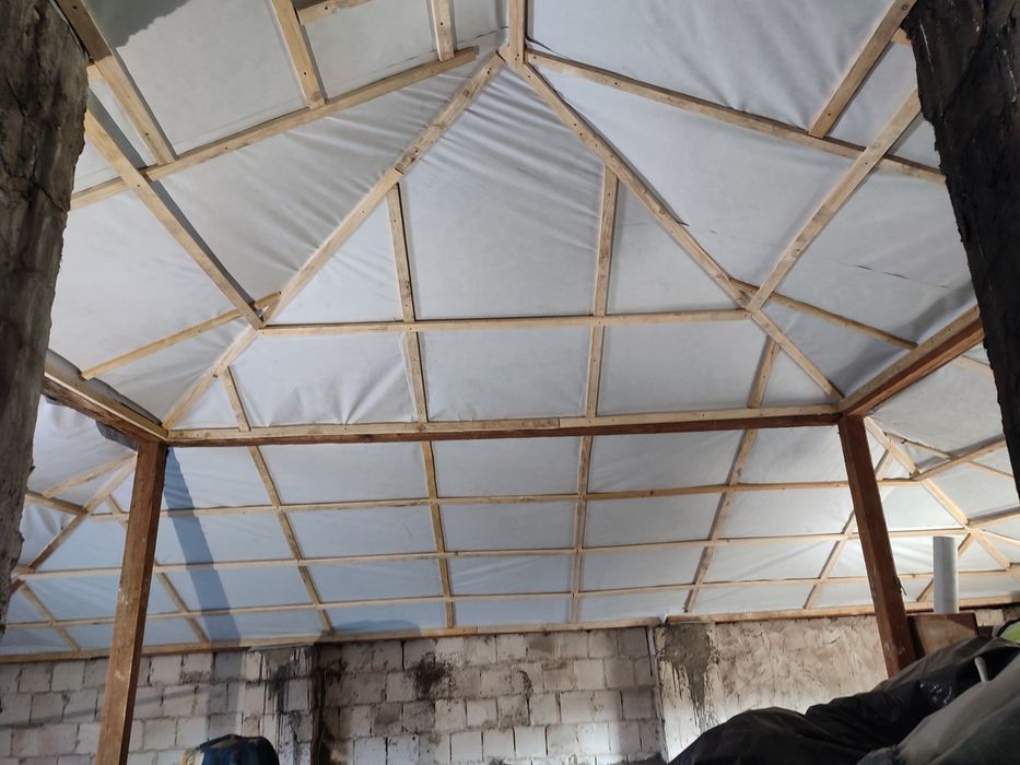 Ocieplanie , wdmuchiwanie celulozy, naprawa izolacji  dachu  po kunach