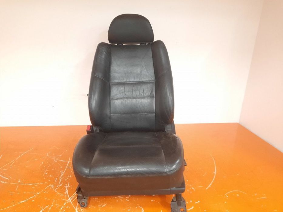NISSAN PATHFINDER R50 II 99-04 FOTEL KIEROWCY LEWY SKÓRA ELEKTRYCZNY