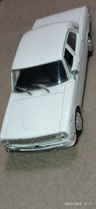 Машинки масштаб 1/43