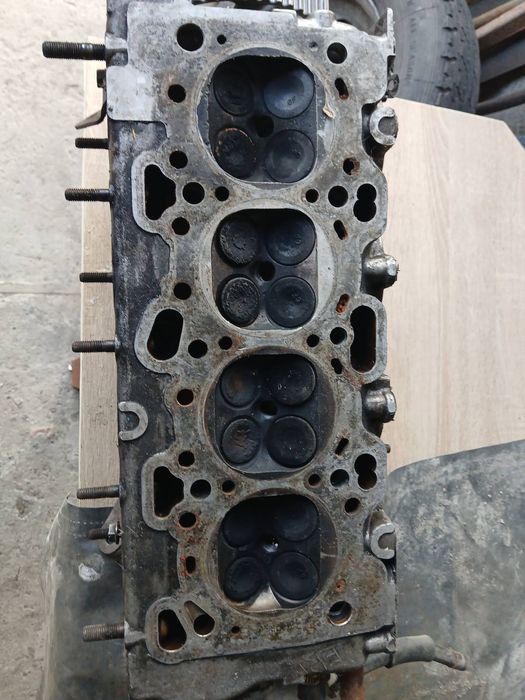 Продам ГБЦ Міцубісі галант/аутлендер 2.4 Інжектор