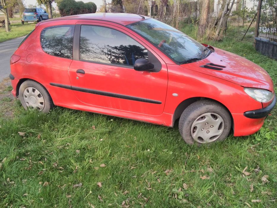 Samochód Peugot 206 do rozbiórki