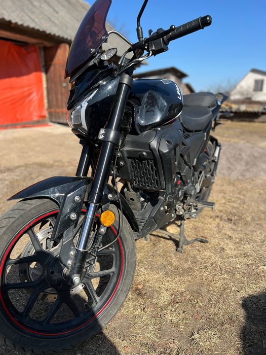 Продам ліфан ср 220