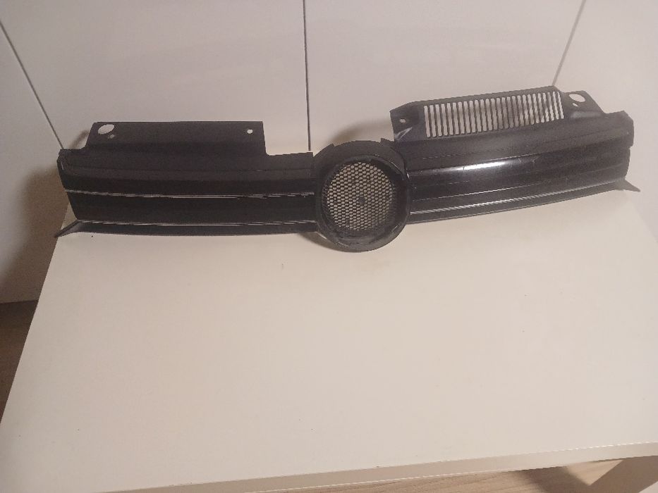 Решітка Golf VI.