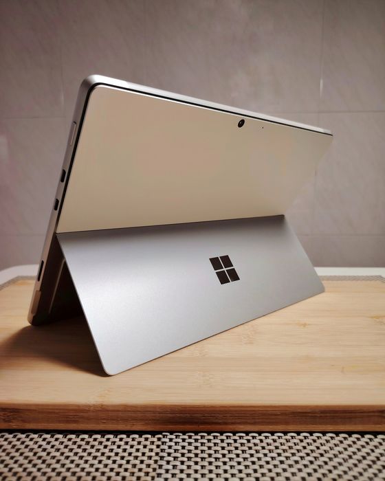 Surface Pro 8 + Teclado original | Impecável | Caixas