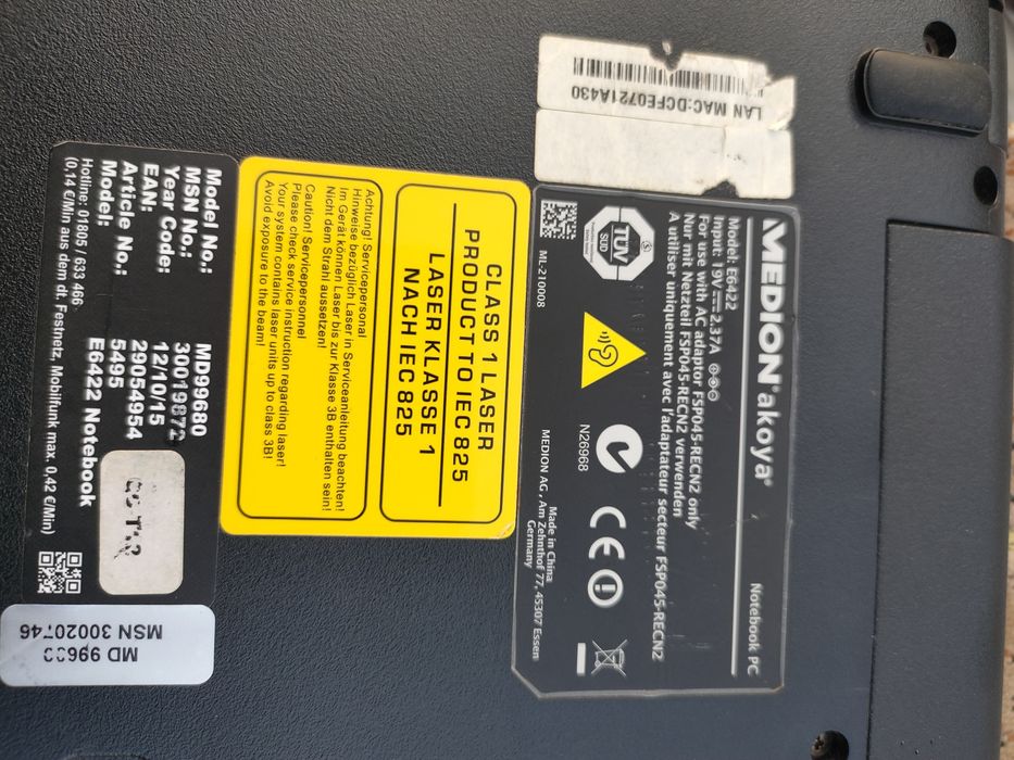Ноутбук medion akoya e6422