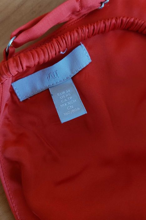 Letni kombinezon z odkrytymi plecami H&M z lnem