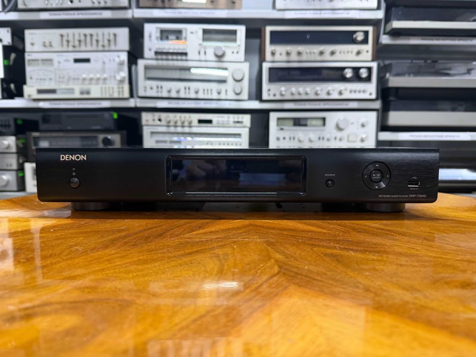 Streamer Denon DNP-730AE Audio Room