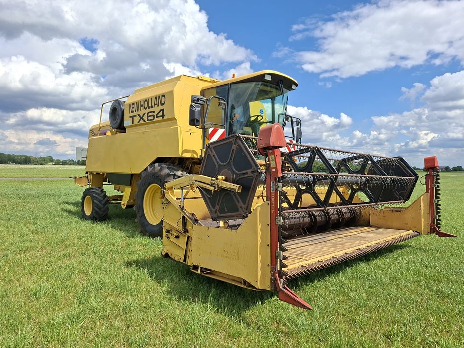 New Holland TX 64 SUPER STAN