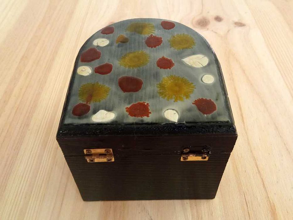 Caixa em Madeira Com Fecho