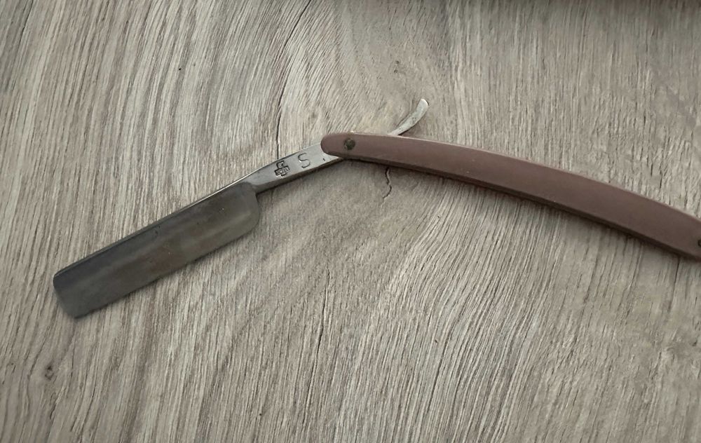 Stara zabytkowa brzytwa  do golenia  Wapienica