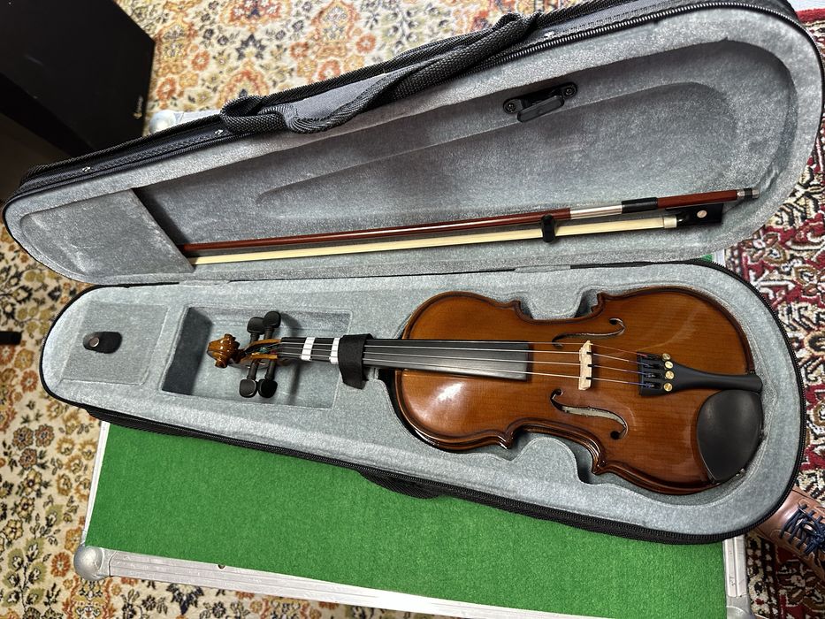 Violino Cremona modelo SV-75 - 1/4 com almofada e apoio