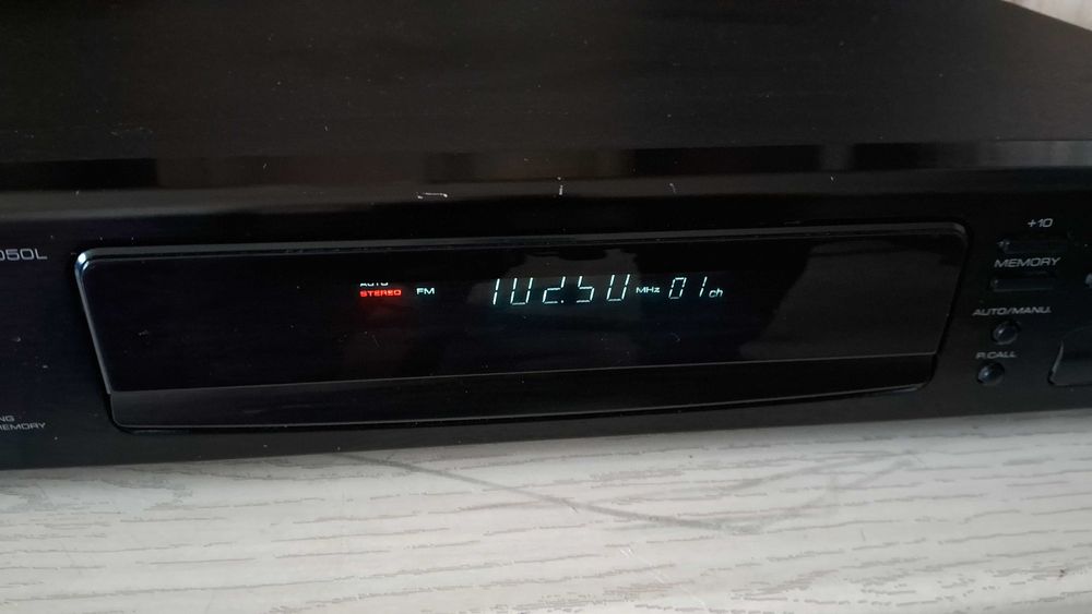 Тюнер Kenwood KT-1050L, Onkyo T-4730, Telefunken HT990rds, Yamaha T960