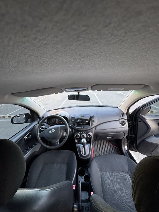 Продам Hyundai i10 2011 год