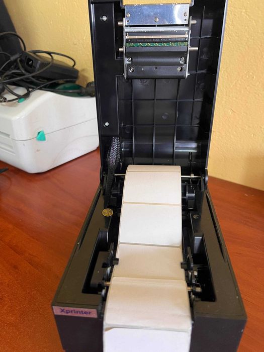 Принетр для печаті чеків та стикерів Принтер Xprinter xp-235b