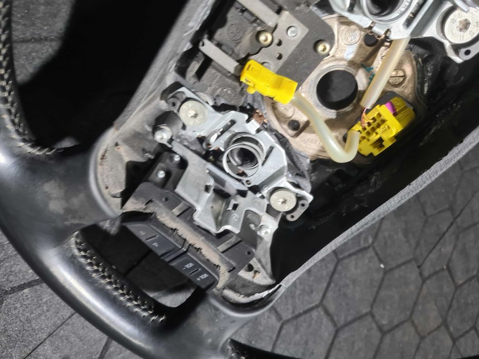 VW Transporter T5 kierownica multifunkcja skóra Multivan sterowanie