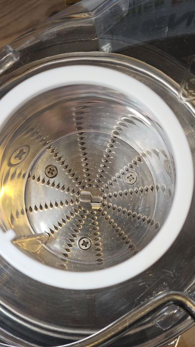 Sokowirówka Juice Extractor

SJE 74