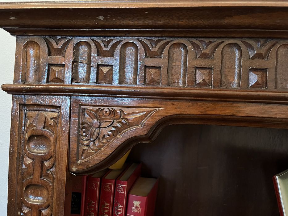 Estante de madeira maciça64738828182402123