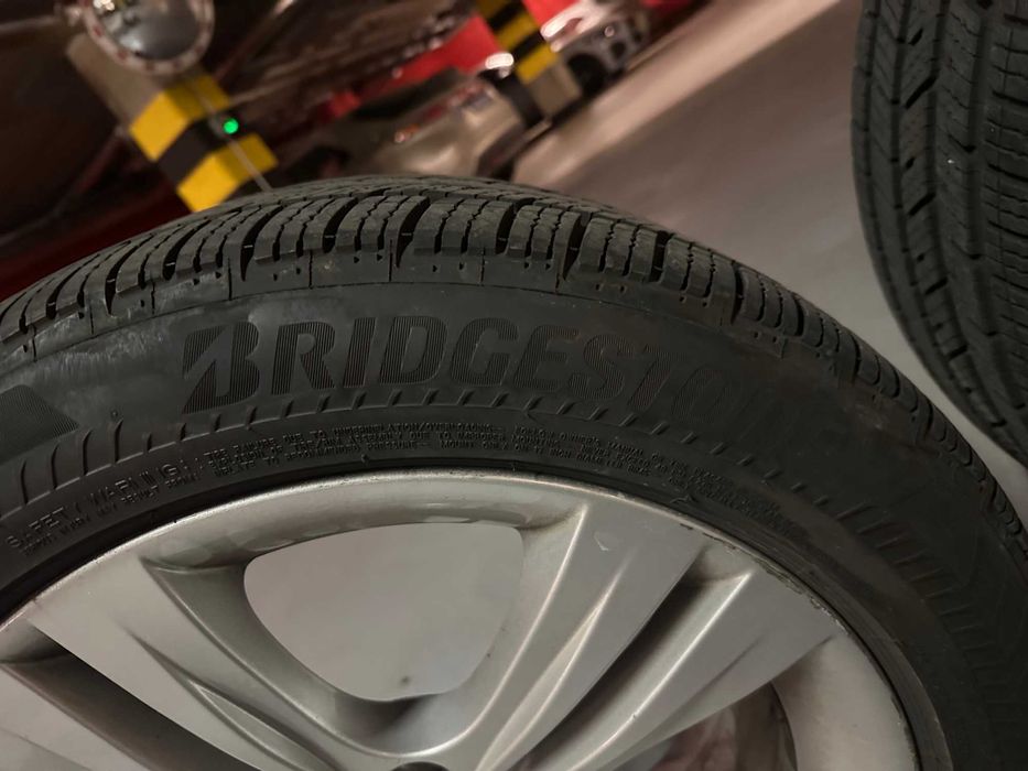 Opony Bridgestone plus + Felgi BMW f30, 17"; 5X120; 72,6mm