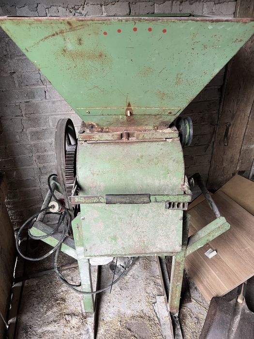 Śrutownik, gniotownik walcowy 5,5 kw