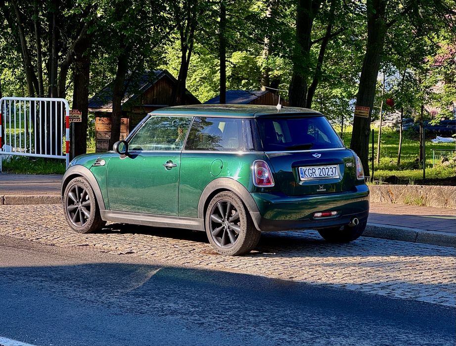 Mini . 2011r cooper