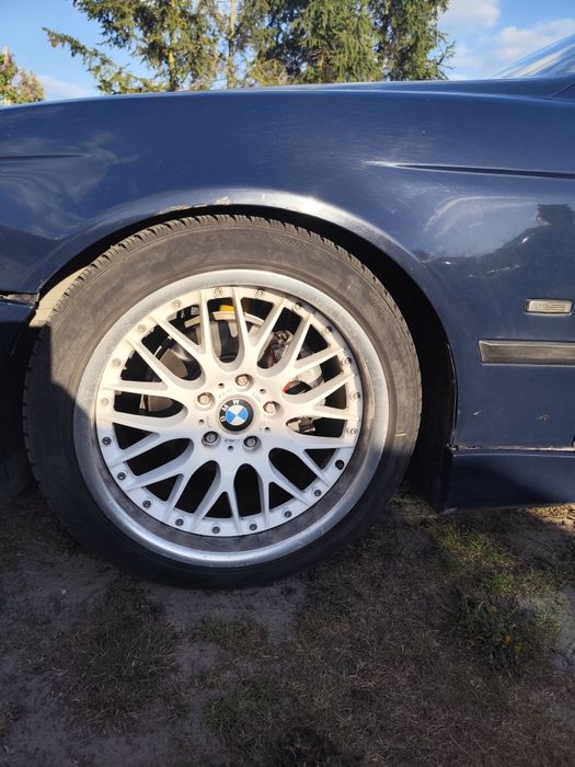 Sprzedam prywatne auto BMW E39 2.8 b+gaz