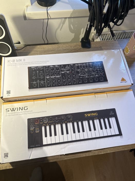 Behringer K2 MkII + Swing keyboard/sequencer