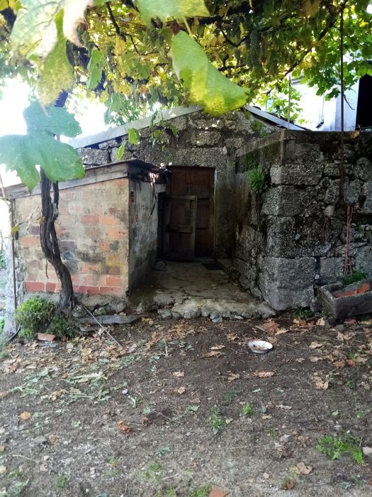 Moradia em terreno de 508m2