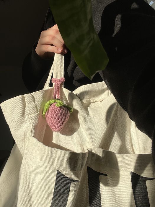 Truskawka zawieszka brelok handmade