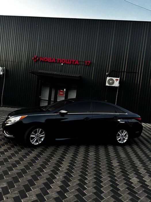 В продажі Hyundai Sonata 2013
