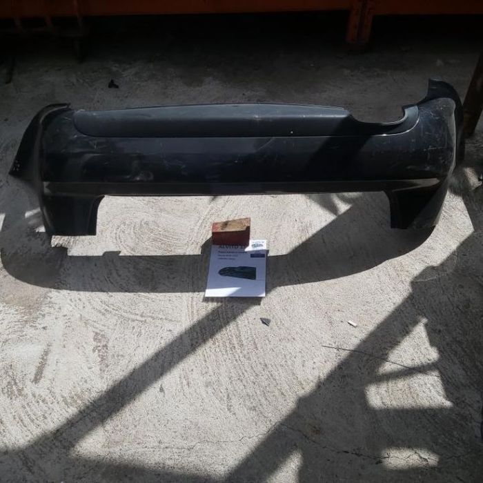 Para choques tras Audi A4 2001 preto