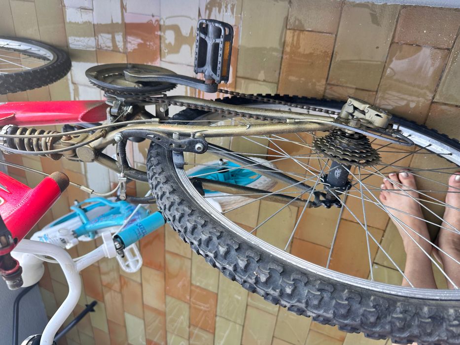 Kit bicicleta para adulto e criança