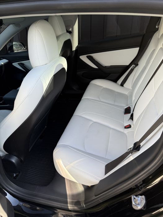 Tesla model 3, 2020
